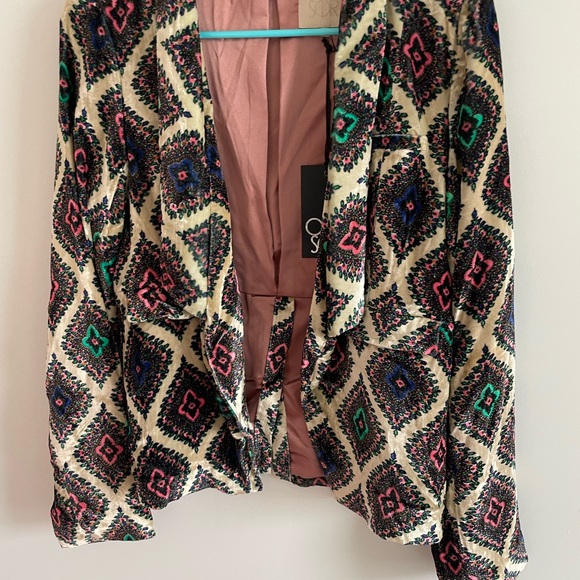 NEW Chaser Velvet Blazer Size Small - Picture 3 of 4